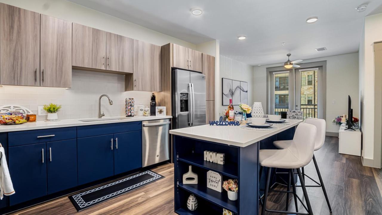 Cozy Retreat-Free Reserved Parking-Pool Addison Exterior foto